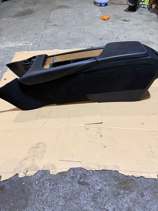 VOLVO XC90 II tunel środkowy