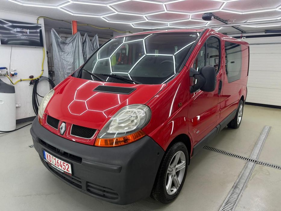Renault Trafic  2003r. - 6 osobowa -brygadówka
