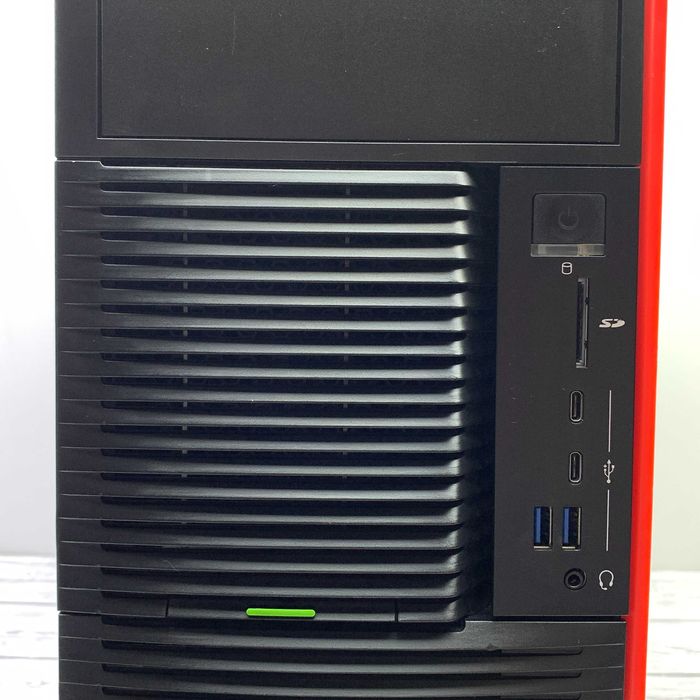 Робоча станція Fujitsu M770 Xeon W2125/32GB/NVMe 512/Quadro M400 Б/В