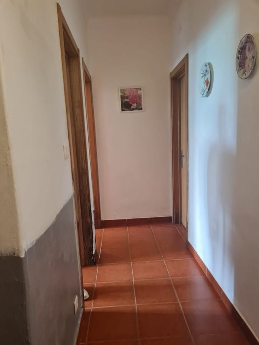 Quarto para alugar de solteiro 370€ em loures /lisboa