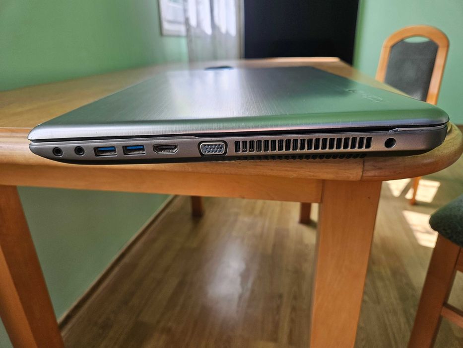 Toshiba P75  A7200