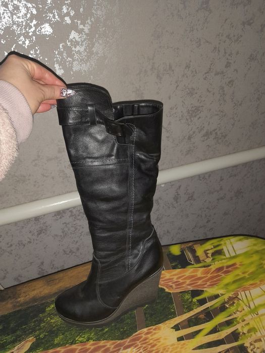 Сапожки шкіряні жіночі