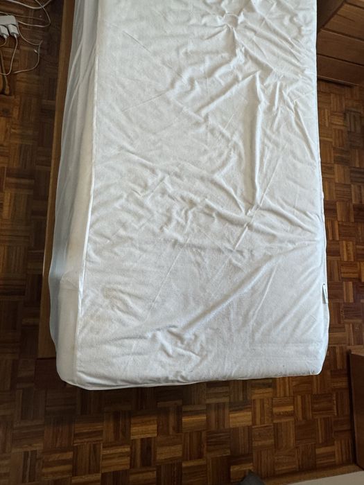 Cama de solteiro
