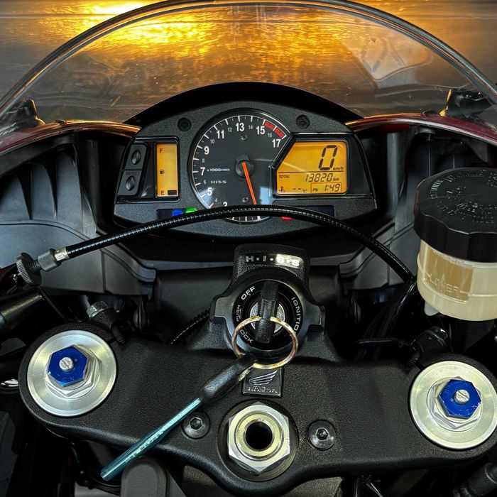 Продам мотоцикл Honda CBR600RR (4748)