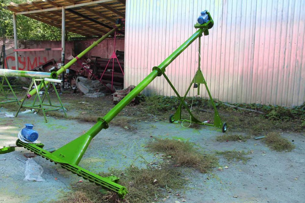 Шнековий навантажувач (перегрузчик, конвейєр, гвинтовий) зерна