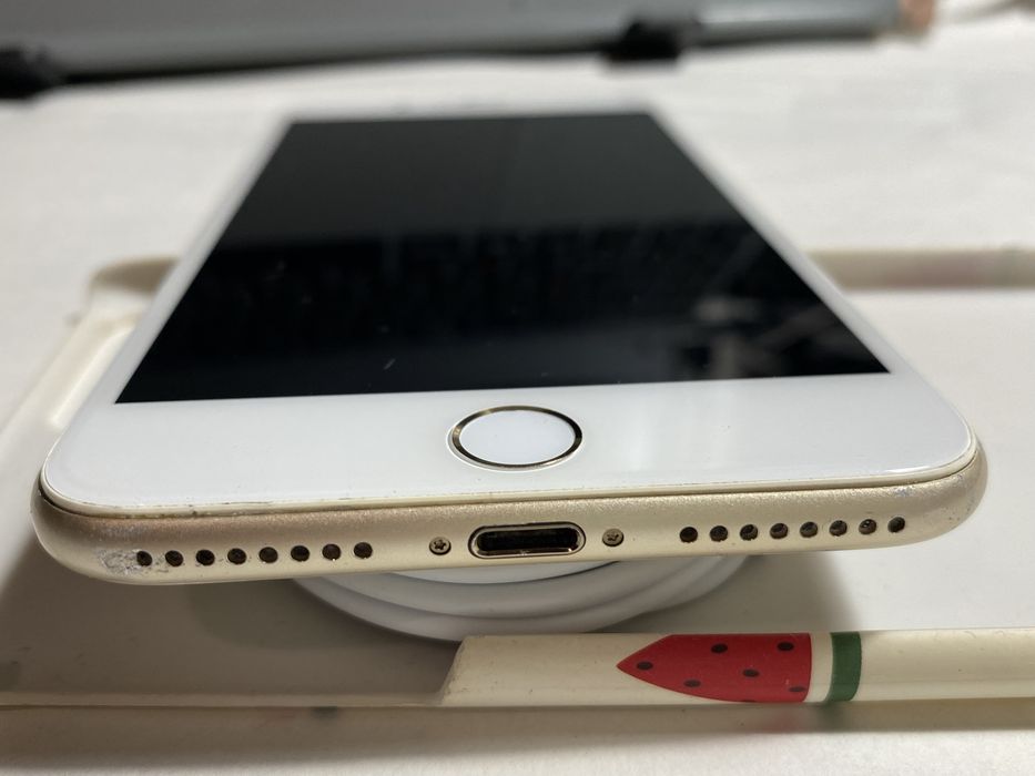 Iphone 7 plus 128Gb neverlock , батарея 100%