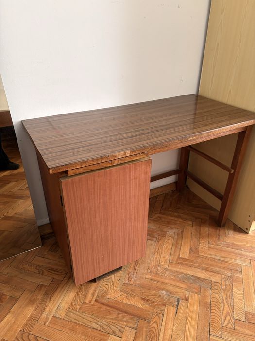 Biurko niskie, dla dziecka