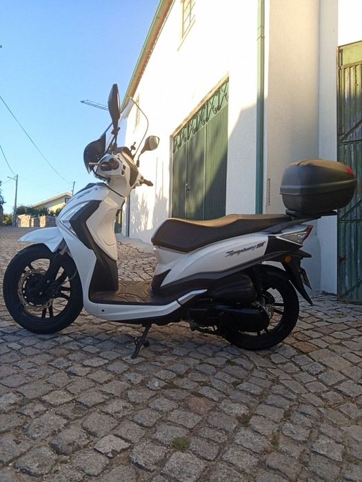 Sym Symphony ST 125