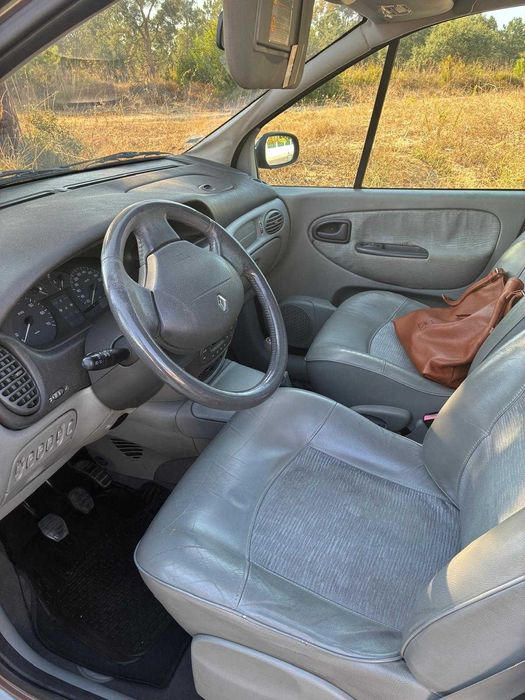 Renault Mégane Scénic 1.4 16V RT