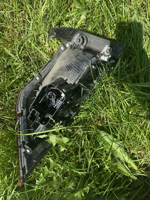 Led фонар фара на Passat B8 європа