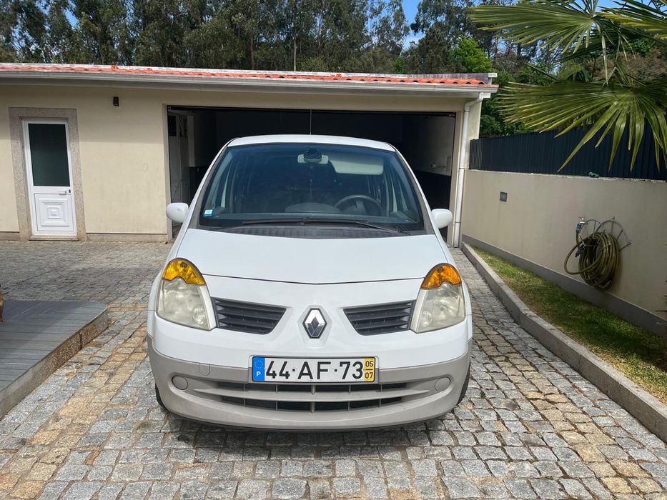 Renault Modus 1.5 dci, de 2005 com apenas 139,400Km