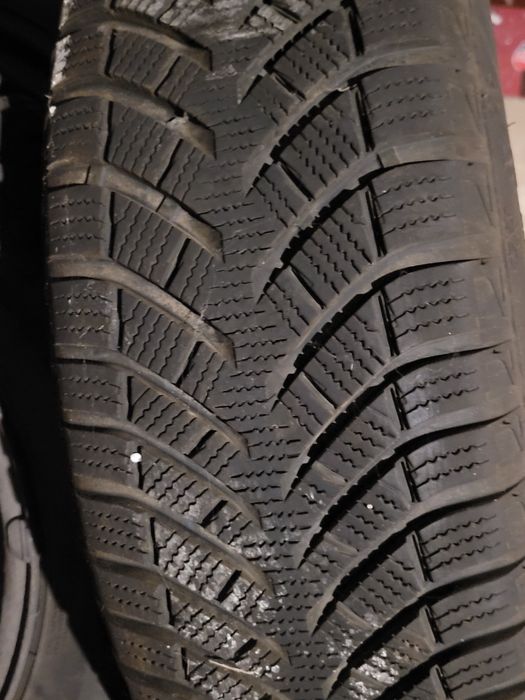 Opony zimowe 195/65R15   91H