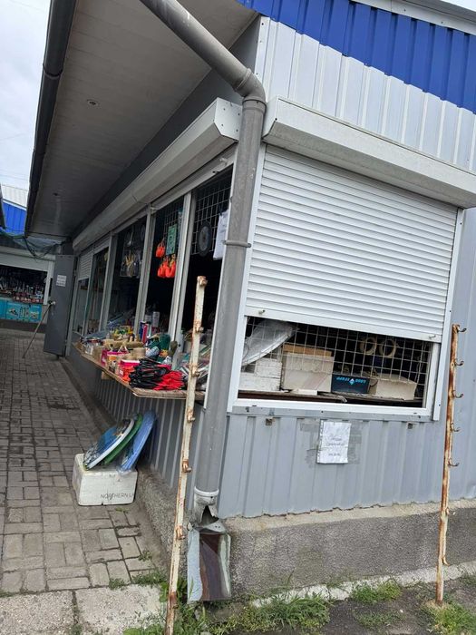Продам кіоск з діючим бізнесом