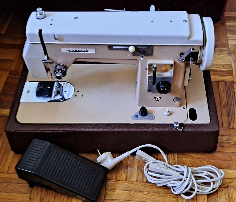 Maszyna do szycia Łucznik 432