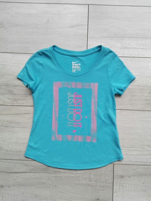 Nike just do it t-shirt koszulka bluzka rozm 128-134 cm