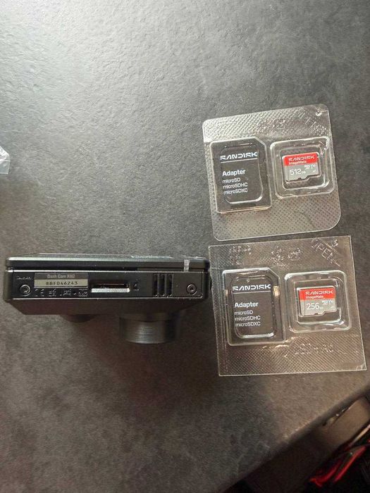 Новий преміум реєстратор Garmin Dash Cam X110 + 2 карти SanDisk 768GB