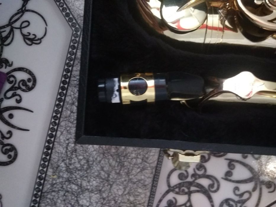 Саксофон альт, француз Buffet