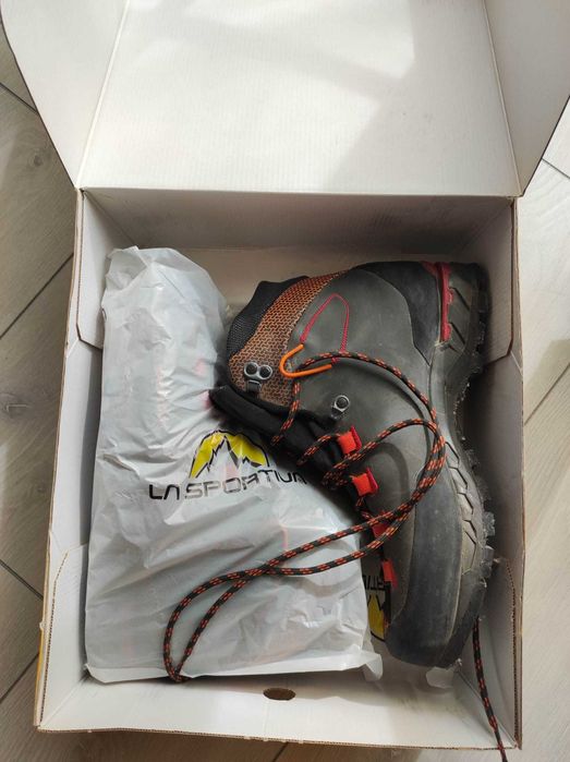 La Sportiva Trango Tech Leather GTX tam. 41 1/2 — usadas 2 vezes, excelente estado