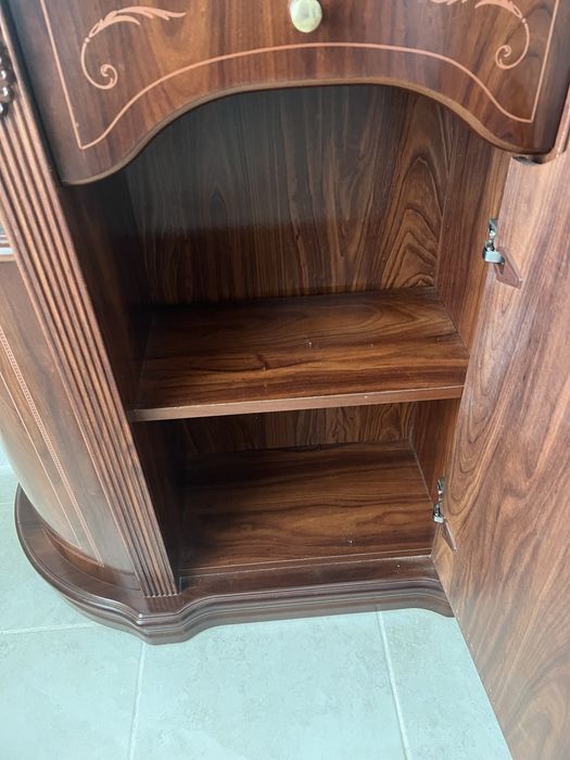 Sapateira com espelho