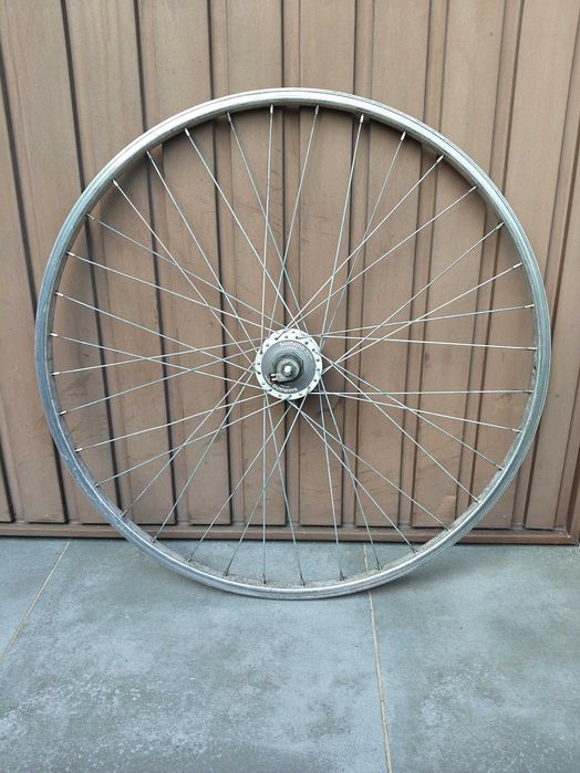 Koło obręcz przód 28 cali dynamo Shimano