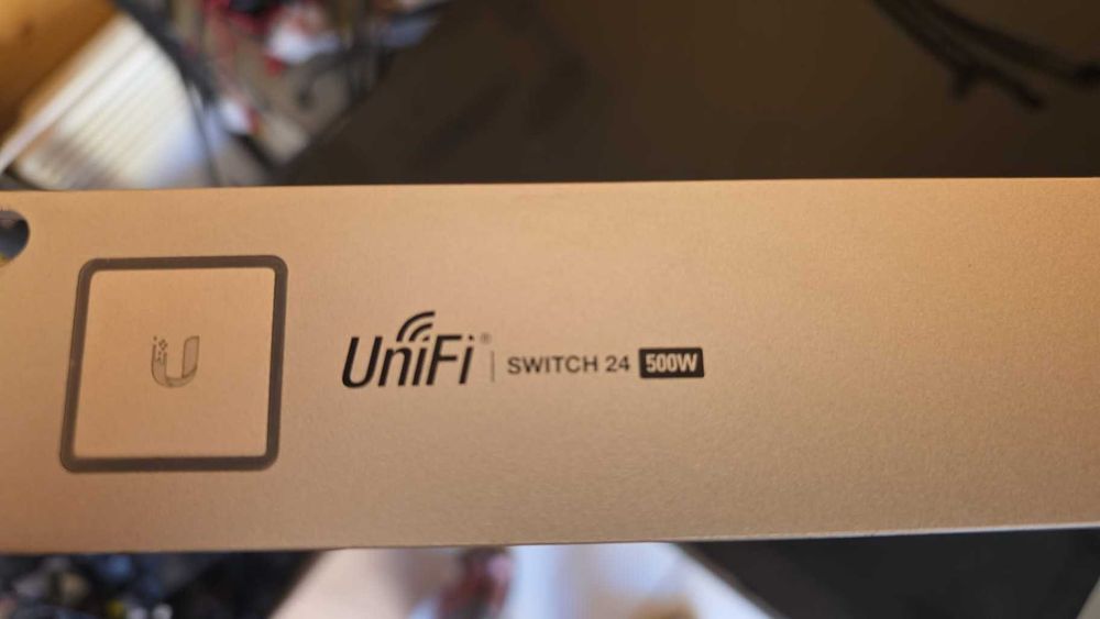 Ubiquiti UniFi Switch 24 500W (US‑24‑500W)
