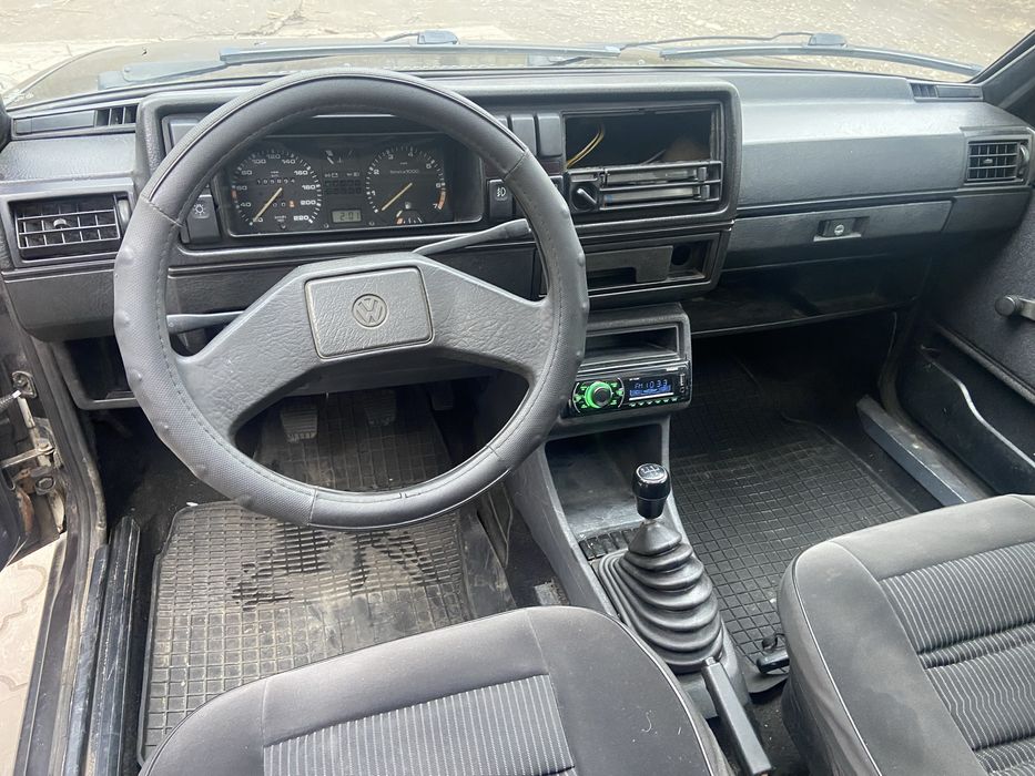 Volkswagen Golf 2. 1.6 Бензин.