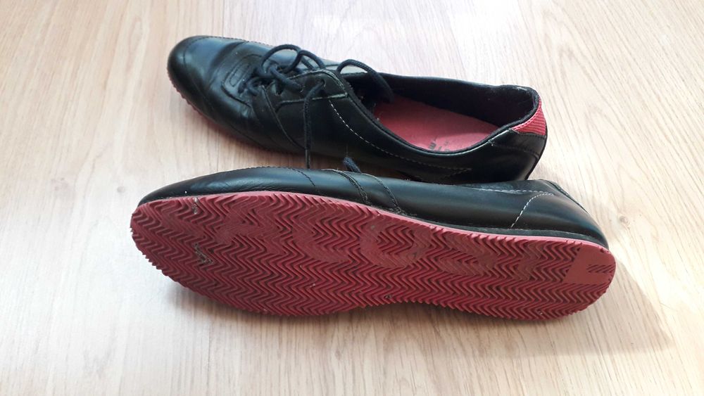 Buty sportowe Lacoste, rozm. 39,5