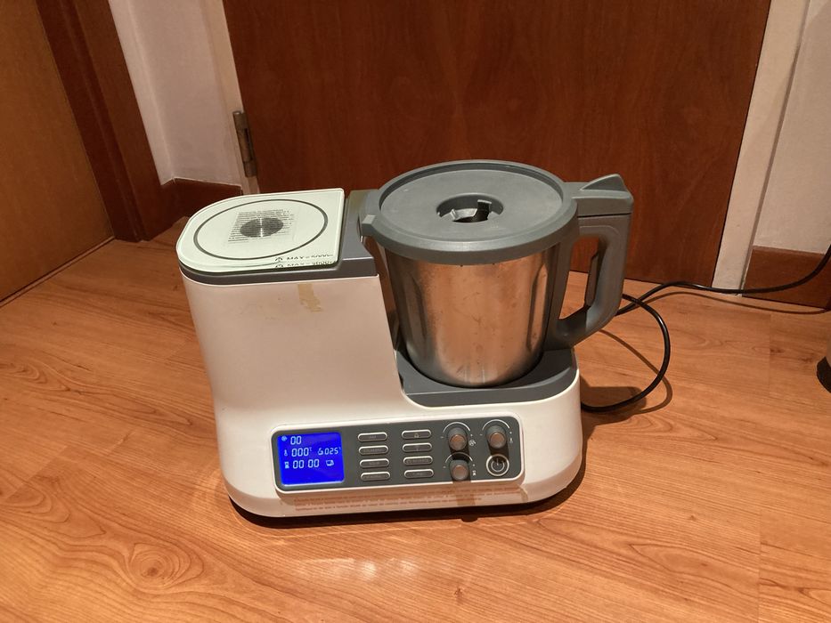 Quigg Brand Kitchen Robot