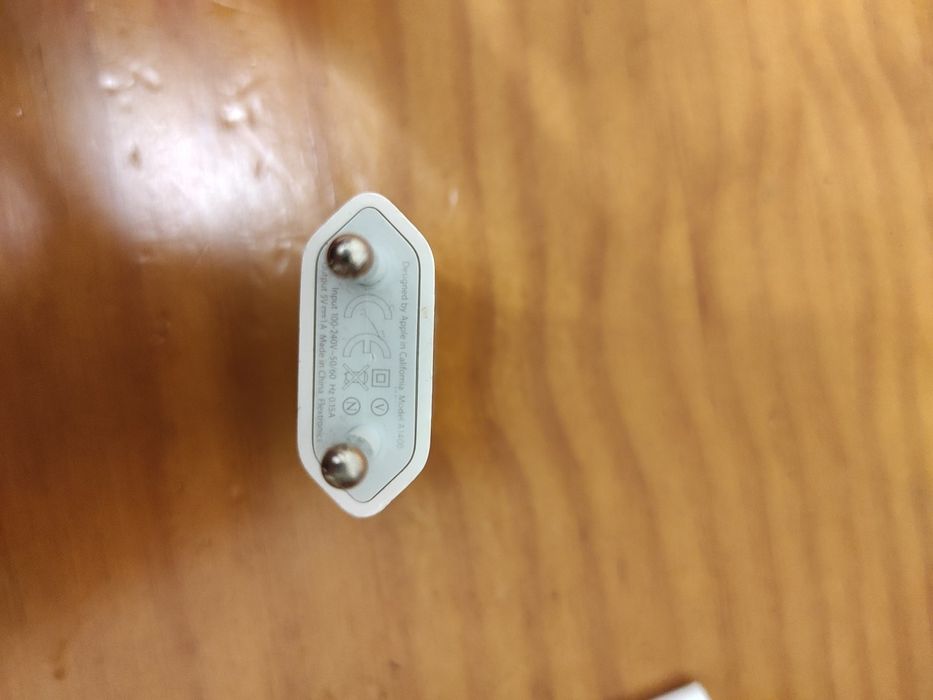 Apple / Iphone Carregador (Original) 20W + Oferta Cabo