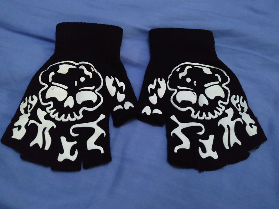 Детские вязаные полуперчатки с принтом