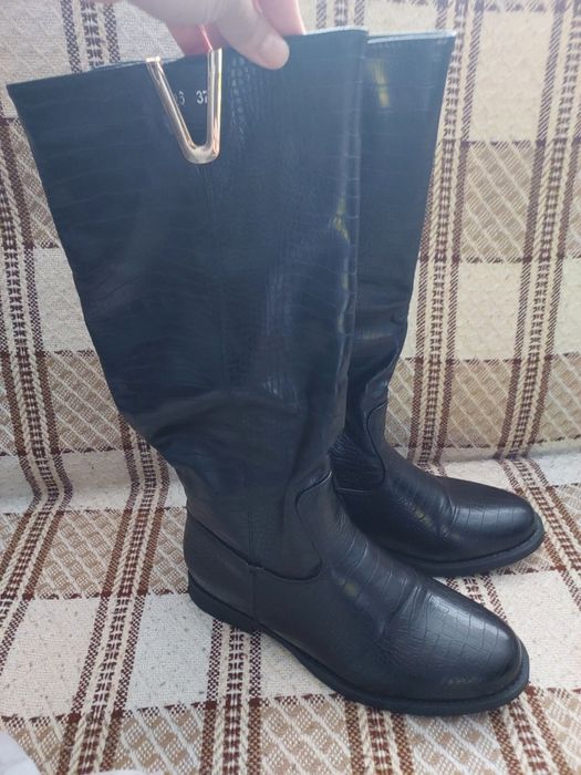 Fajne czarne kozaczki