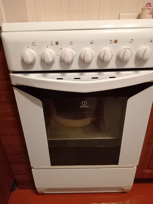 Индукционная печь Индезит