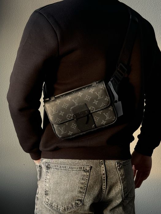 Чоловіча сумка Louis Vuitton мужская сумка бананка слинг барсетка клат