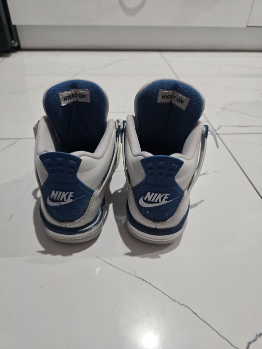 Buty sportowe Jordan 4