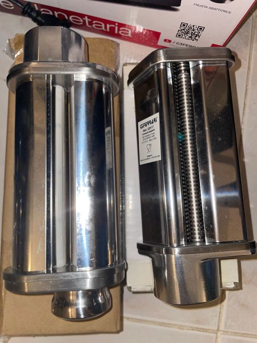 Batedeira GFerrari 2200W e 10 litros + acessório G3 Ferrari