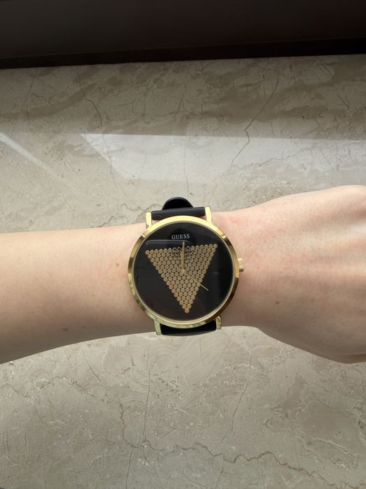 Часы Guess, оригинал