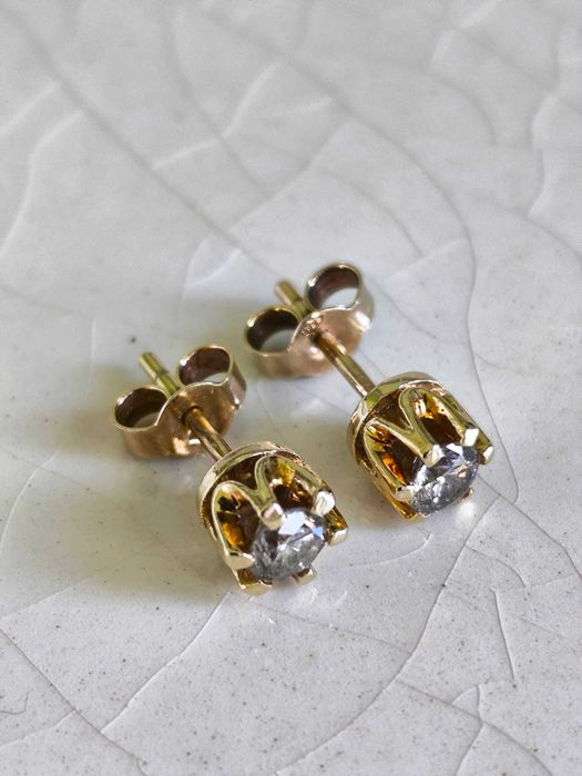 Kolczyki z brylantami sztyfty  0,42 ct / certyfikat