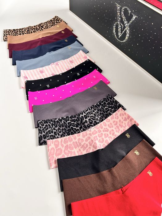 Безшовна білизна труси стрінги Victorias Secret