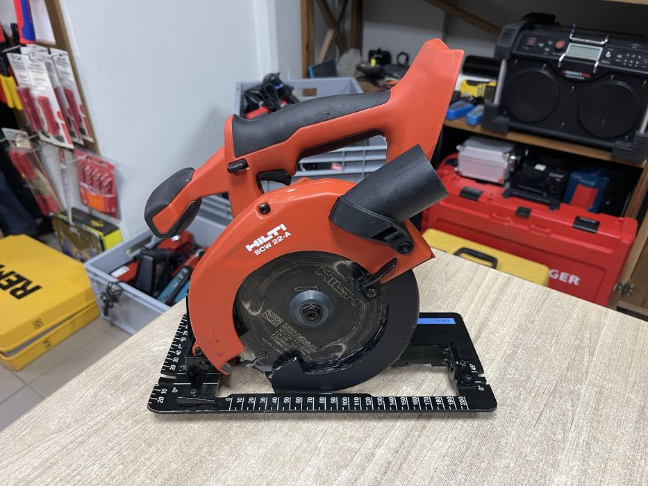 Hilti SCW 22-A / акумуляторна дискова пила Хілті