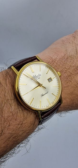 Atlantic Seacrest Gold - szafir, skóra - 42 mm - Swiss Made