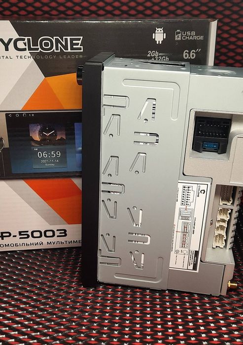 Автомагнітола Android Cyclone MP-5003 CarPlay/Android Auto 2/32