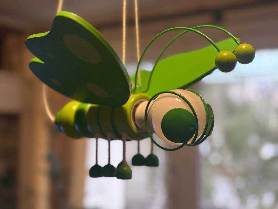 Lampa do pokoju dziecięcego Motyl