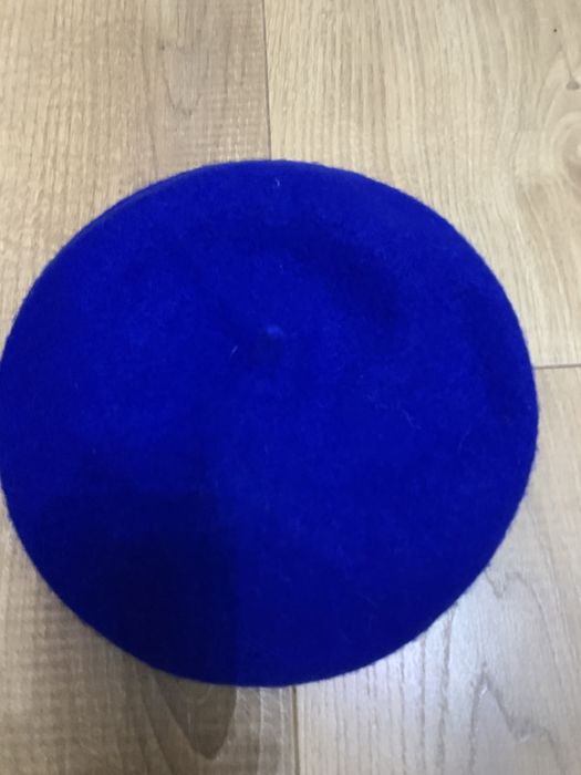 Берети жіночі…