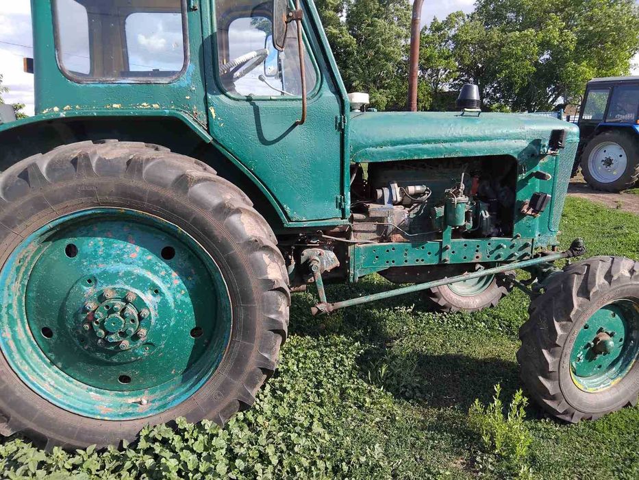 Продам трактор ЮМЗ- 6