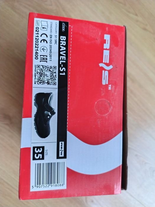 Sandały ochronne BRAVEL S1