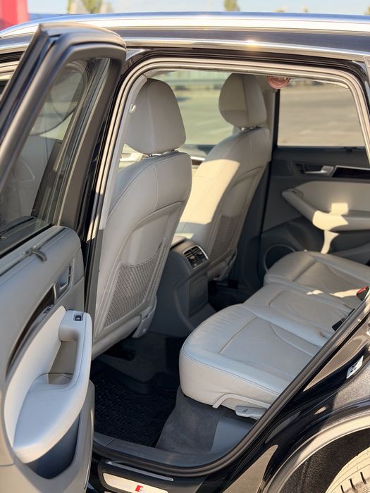 Audi Q5 2013 VIN WA1WGAFP8EA070096 фото оголошення 12 з 24