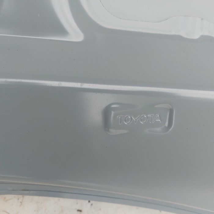 Maska Toyota Yaris 20- nowa oryginał