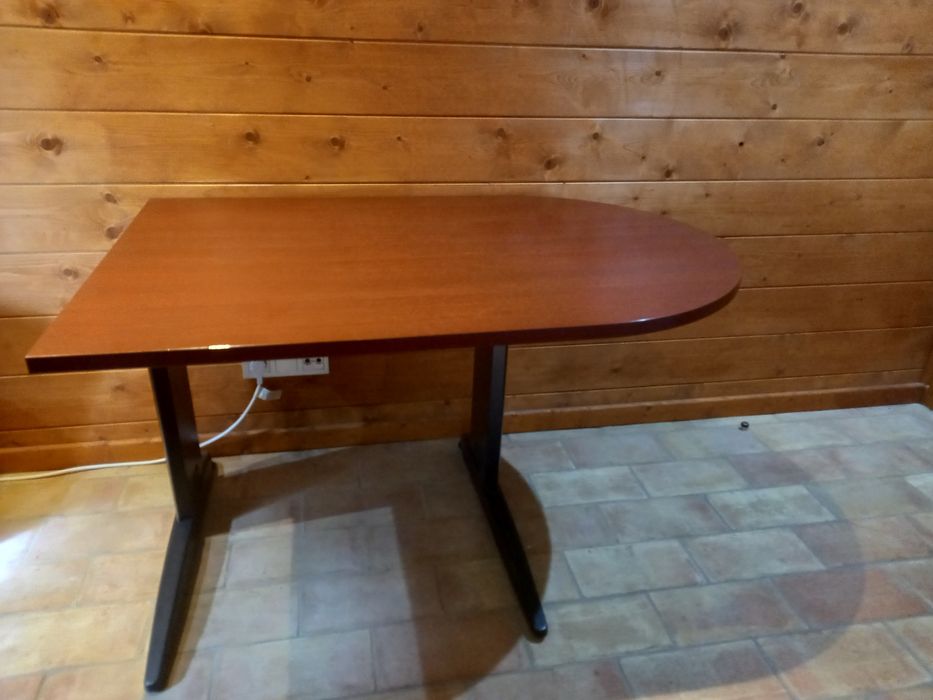 Secretária marca LEVIRA & Modulo 3 gavetas