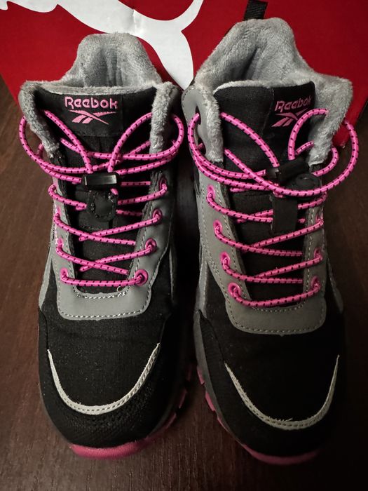 Черевикі Reebok. Термо. Розмір 35