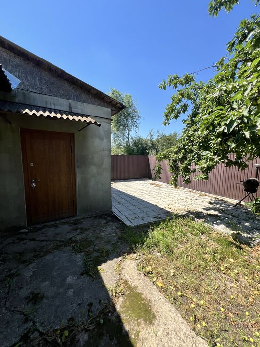Продам окремий будинок з ремонтом( Масани)